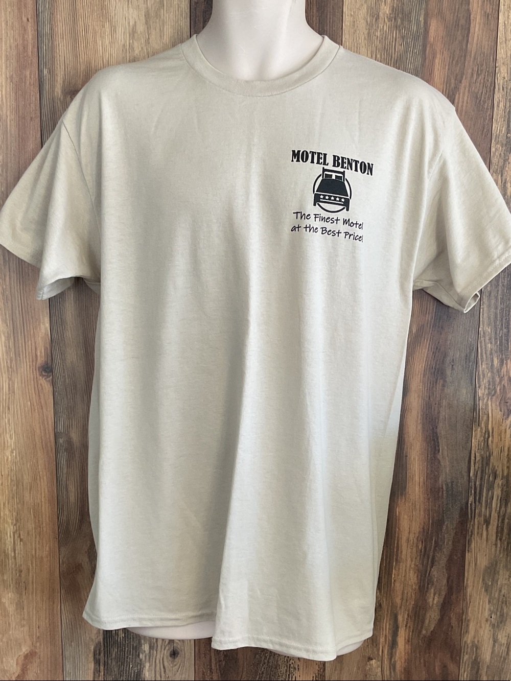Gildan MOTEL BENTON Crappie Lake Luann & Sonja Logo Crewneck T-Shirt L 475B